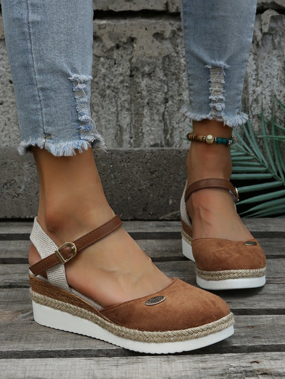 Womens Wide Fit Woven Cushioned Sandals by Sereniya