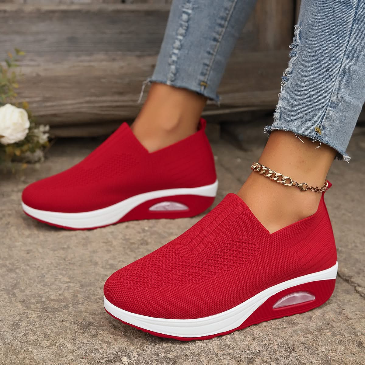 Sereniya Wide Fit Womens Stretch Comfort Sneakers