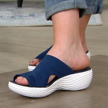 Sereniya Wide Fit Womens Walking Sandals